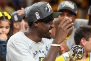 十年了步行者中锋迈尔斯·特纳打进NBA总决赛了激动不已