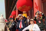 首次超越苹果！成全球第一华为93阅兵献礼