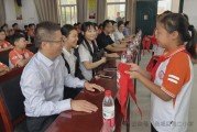 “映山红”科普进校 点燃二小科学梦 商城二小迎来“映山红”科普宣讲活动