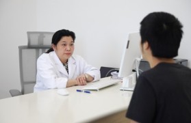 情绪像过山车?医生提醒:可能是患了双相情感障碍