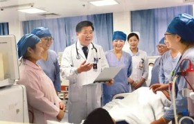 连接血管与机器之间的「生命通道」——记长征医院血透中心医护团队